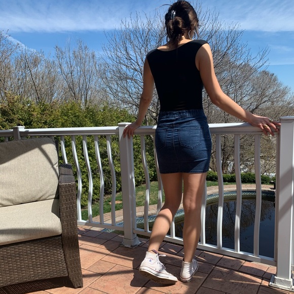 Jean mini skirt - Picture 3 of 3